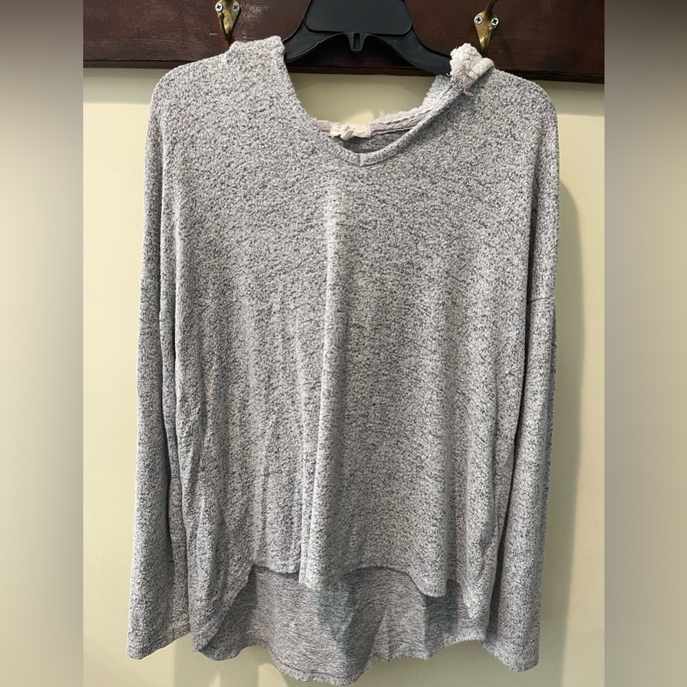 Cupio hooded sweater shirt